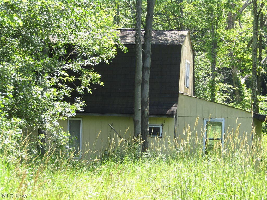 15785 Moseley Road Thompson, OH 44086 - Photo 1 of 6 Gallery Image 1