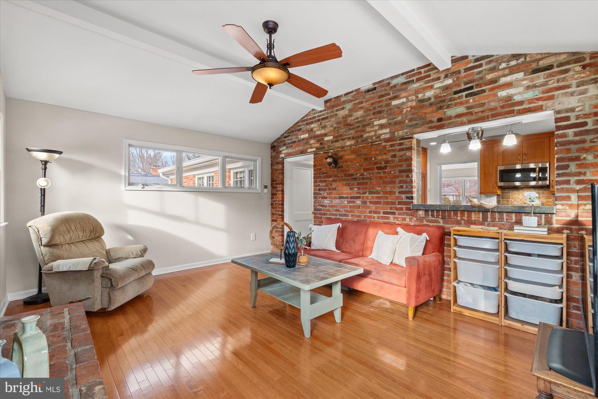 7912 Bainbridge Road Alexandria, VA 22308 - Photo 12 of 32 Sunroom