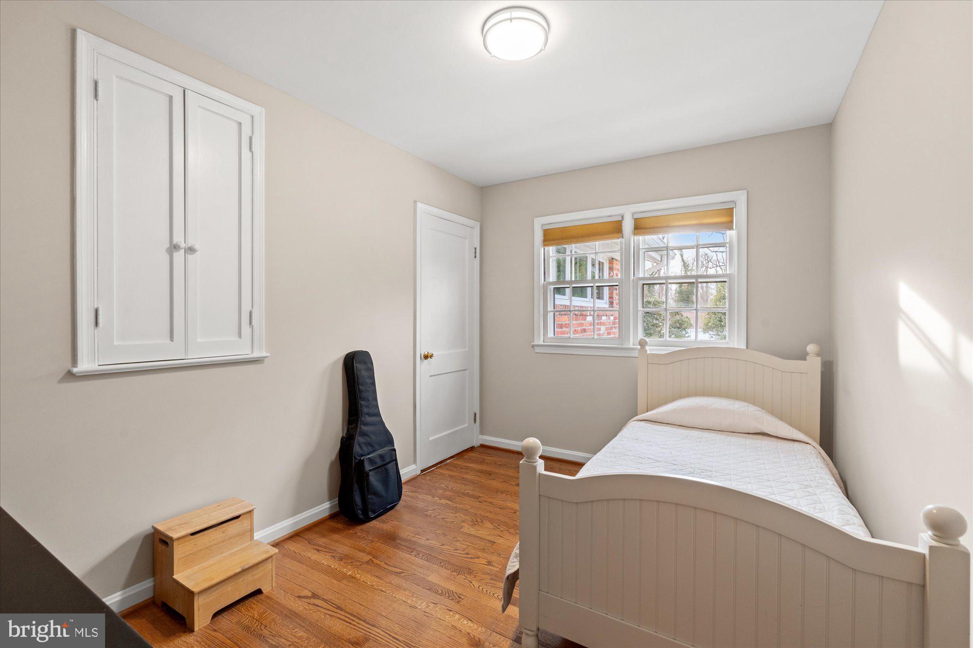 7912 Bainbridge Road Alexandria, VA 22308 - Photo 22 of 32 Bedroom