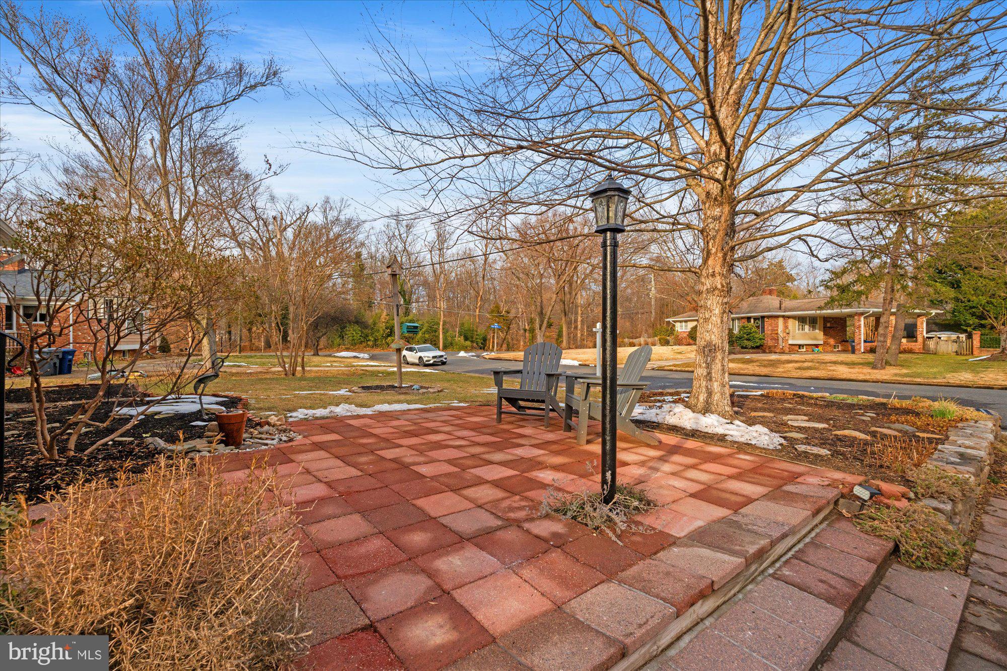 7912 Bainbridge Road Alexandria, VA 22308 - Photo 3 of 32 Patio