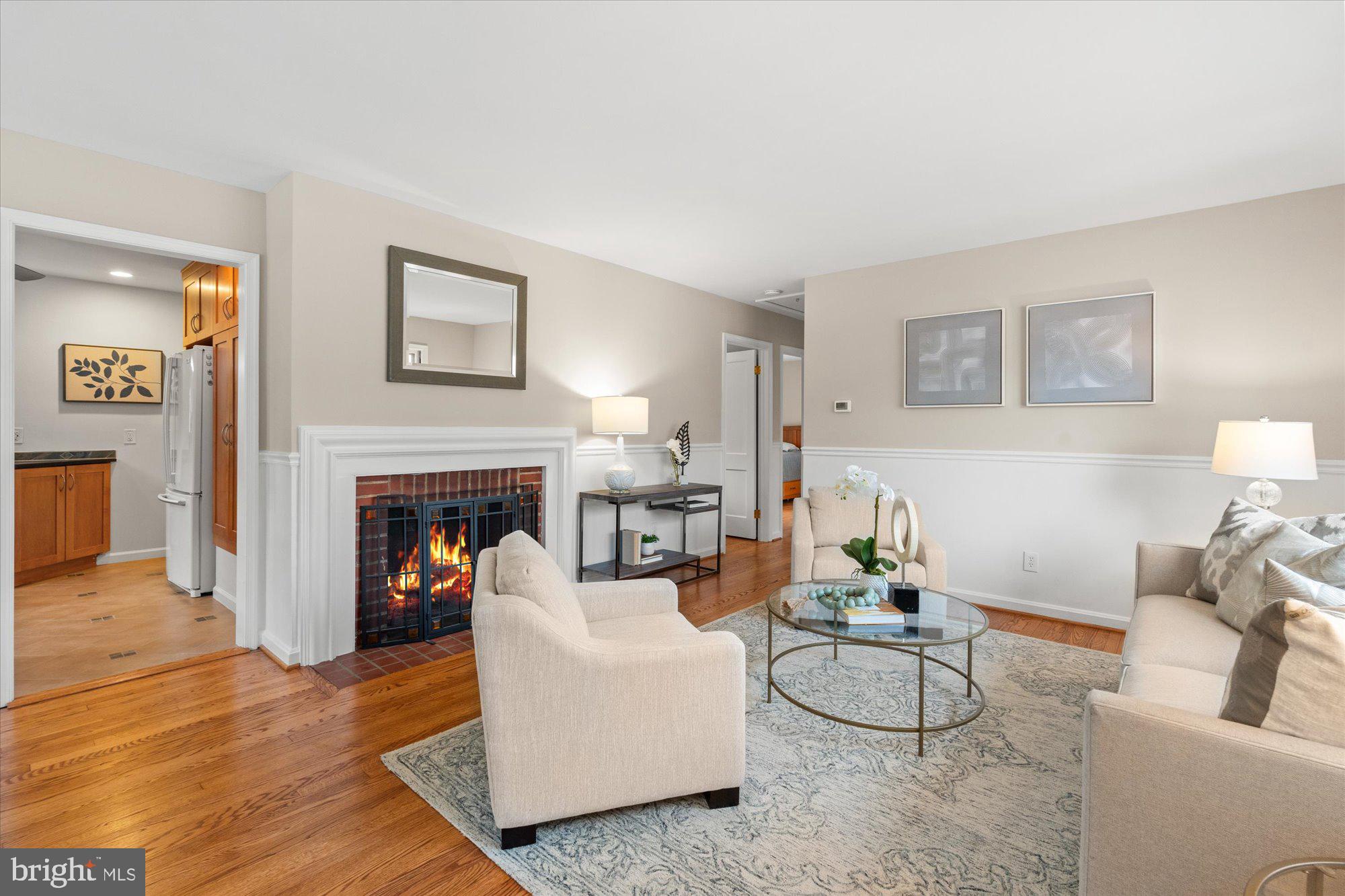 7912 Bainbridge Road Alexandria, VA 22308 - Photo 10 of 32 Living room