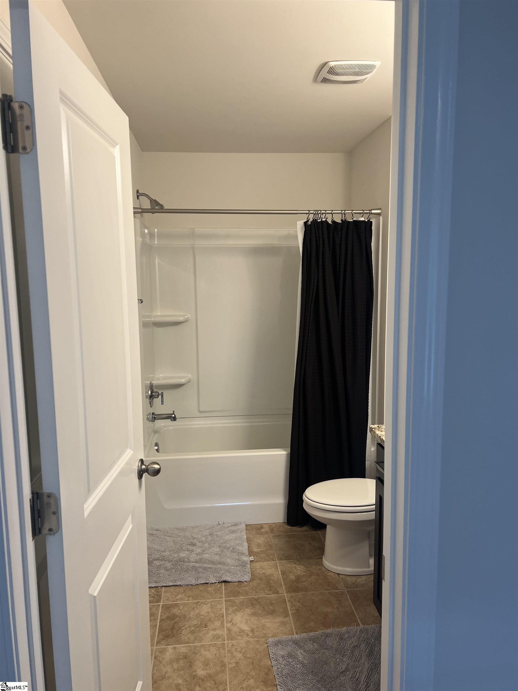 423 Yellow Fox Road Greer, SC 29650 - Photo 6 of 14 Gallery Image 6