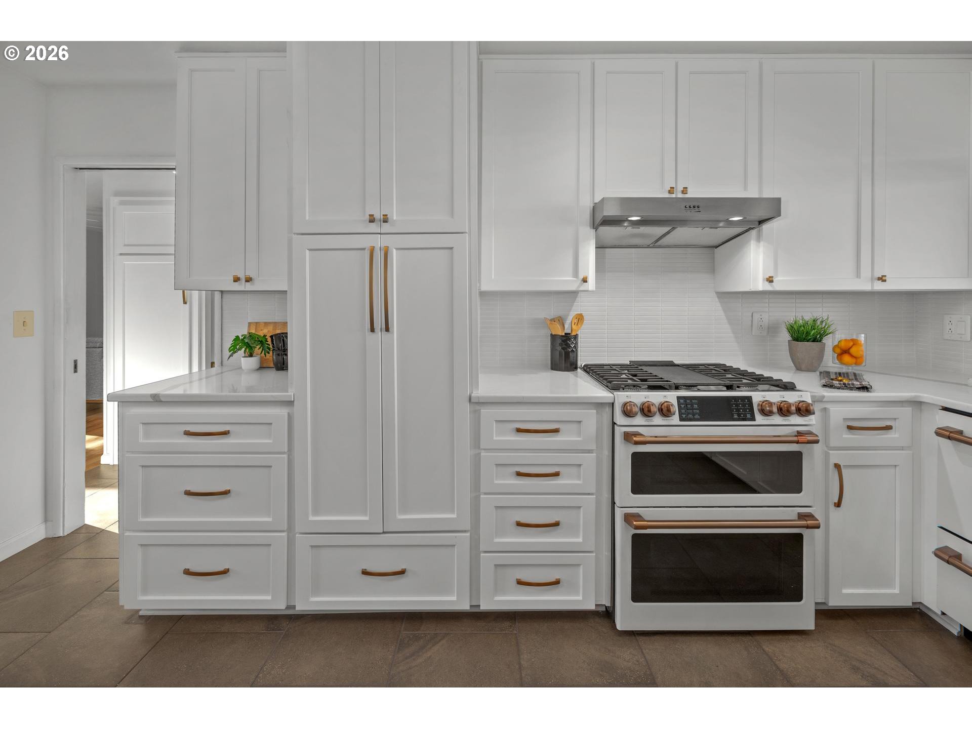 5138 Southwest Santa Monica Court Portland, OR 97221 - Photo 22 of 43