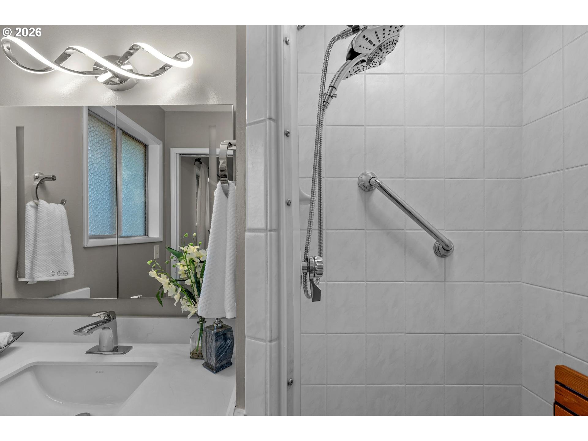 5138 Southwest Santa Monica Court Portland, OR 97221 - Photo 32 of 43