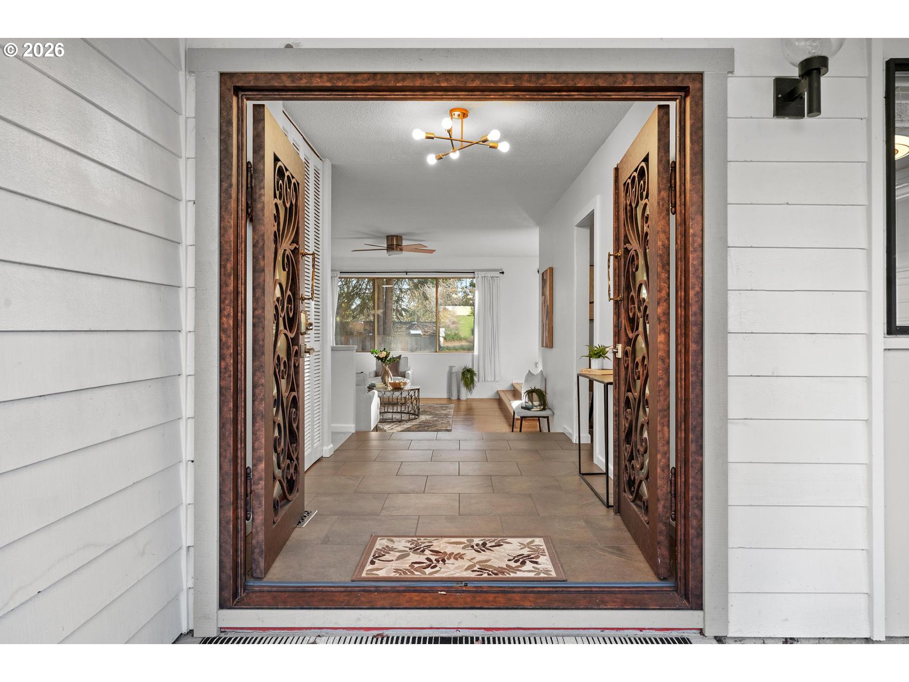 5138 Southwest Santa Monica Court Portland, OR 97221 - Photo 6 of 43