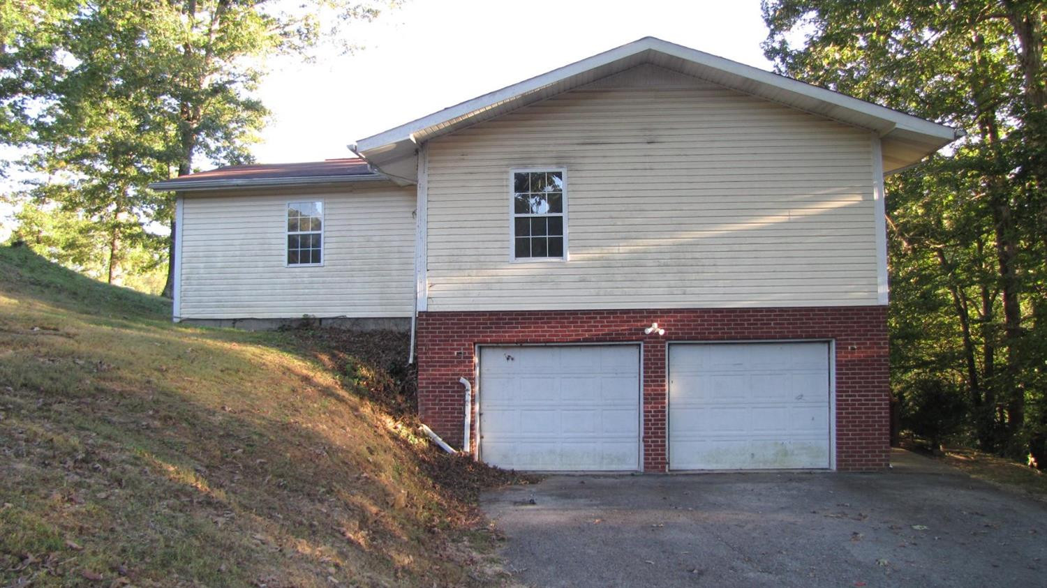 92 Pleasant Run Estate Manchester, KY 40962 - Photo 3 of 46 Photo 3
