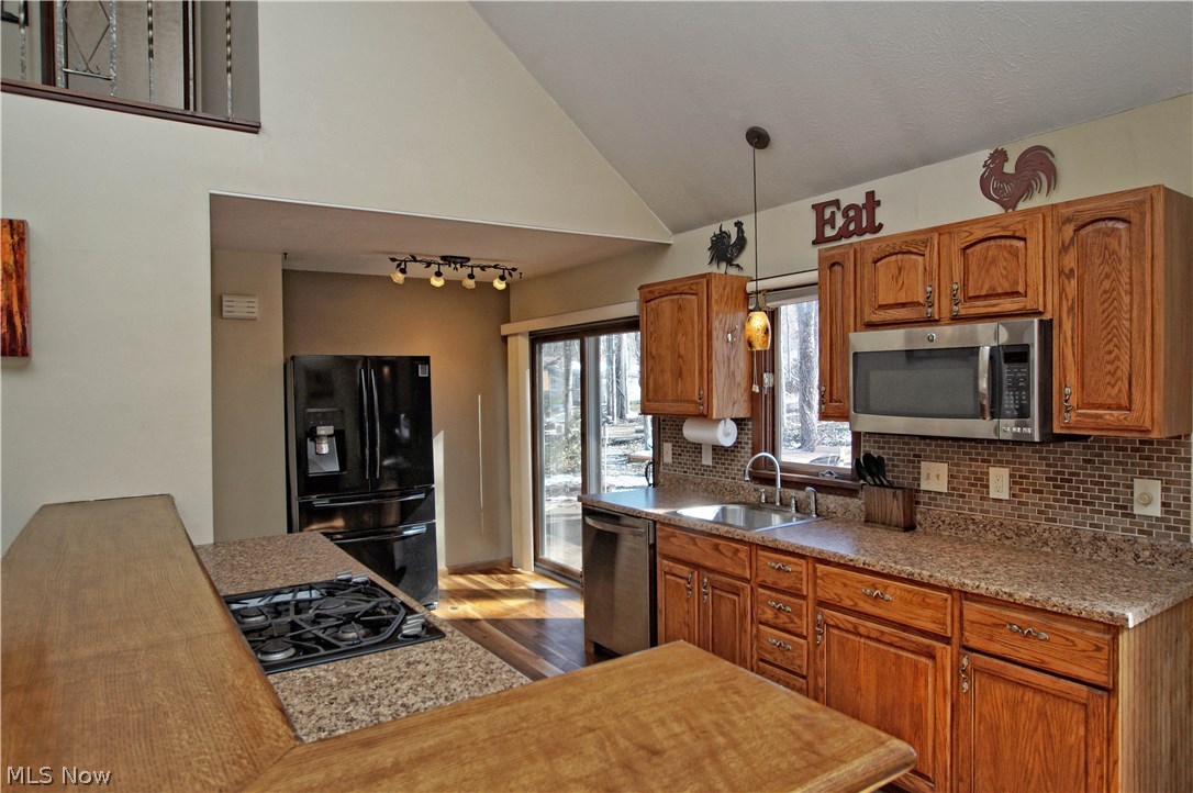 9019 Walton Road Northfield, OH 44067 - Photo 7 of 24 Gallery Image 7