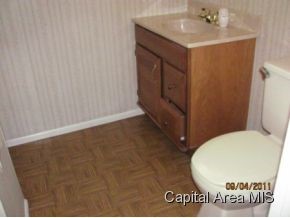 2341 East Keys Avenue Springfield, IL 62702 - Photo 13 of 14