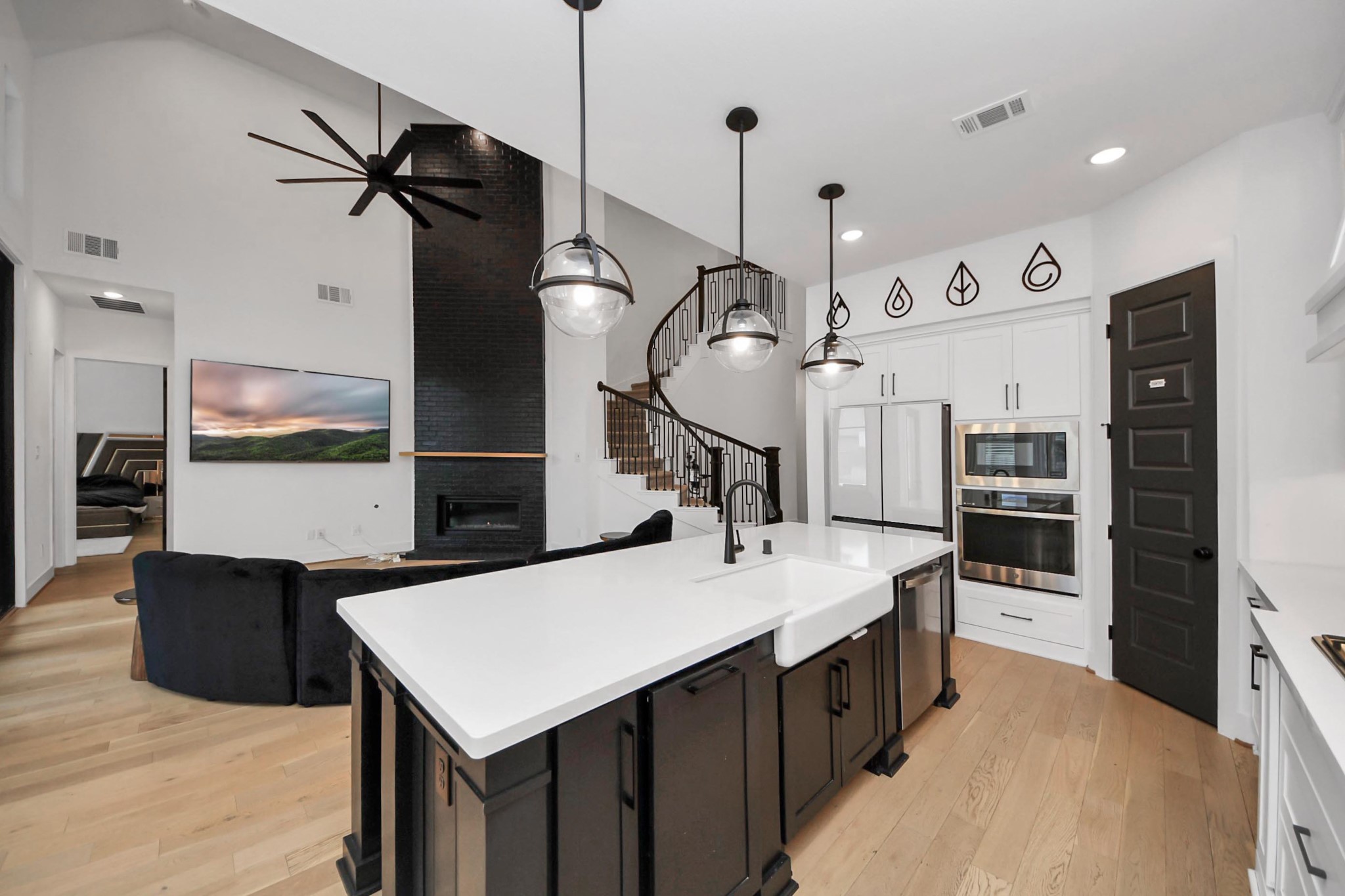 8906 Iron Forge Road Missouri City, TX 77459 - Photo 5 of 33