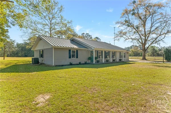 $495,000 | 6829 Highway 17, Bloomingdale, GA 31302