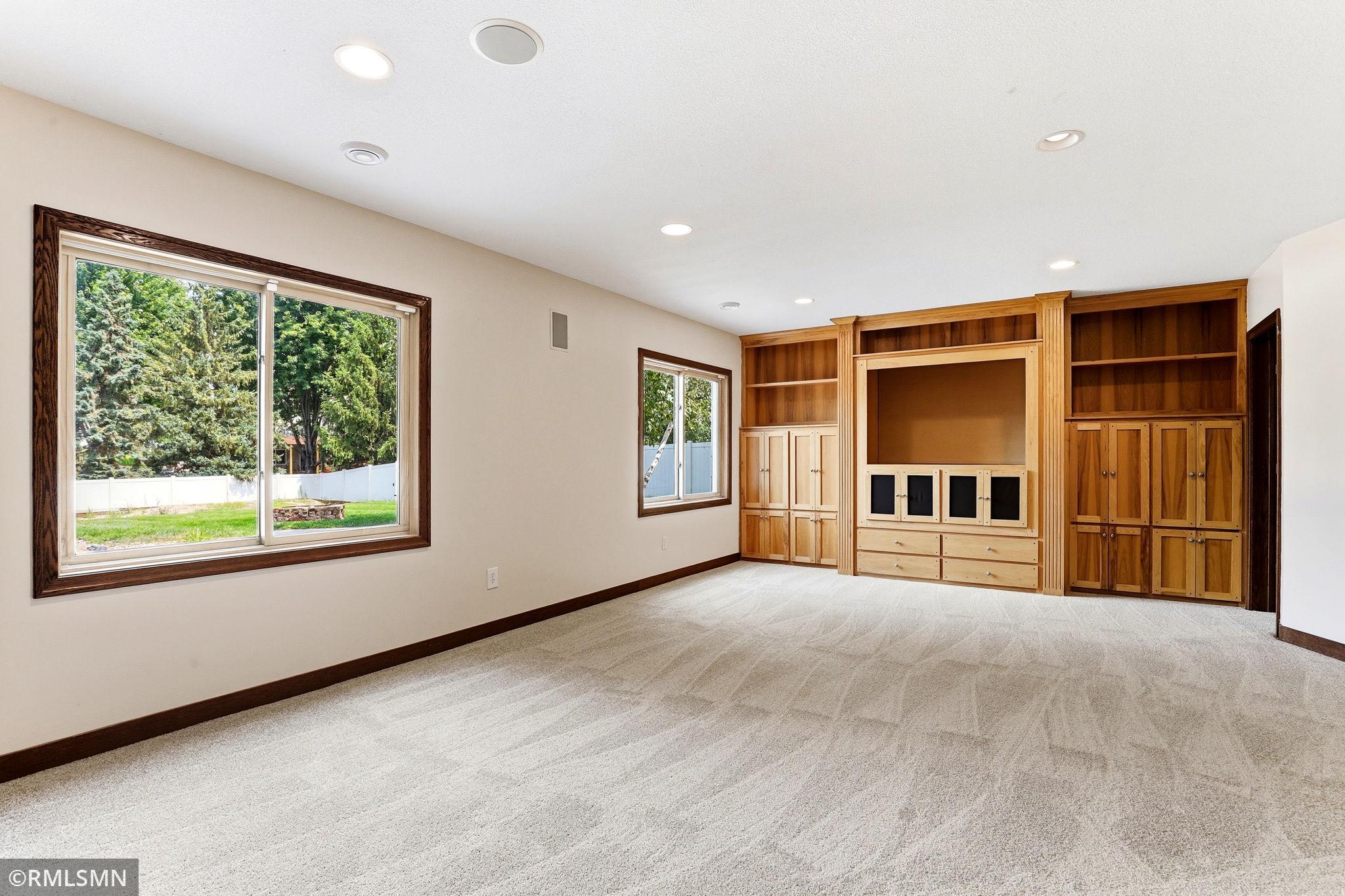 6911 Cambridge Road Shakopee, MN 55379 - Photo 42 of 56 Gallery Image 42