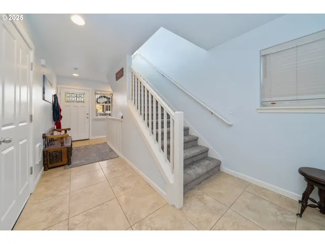 a view of entryway and hall