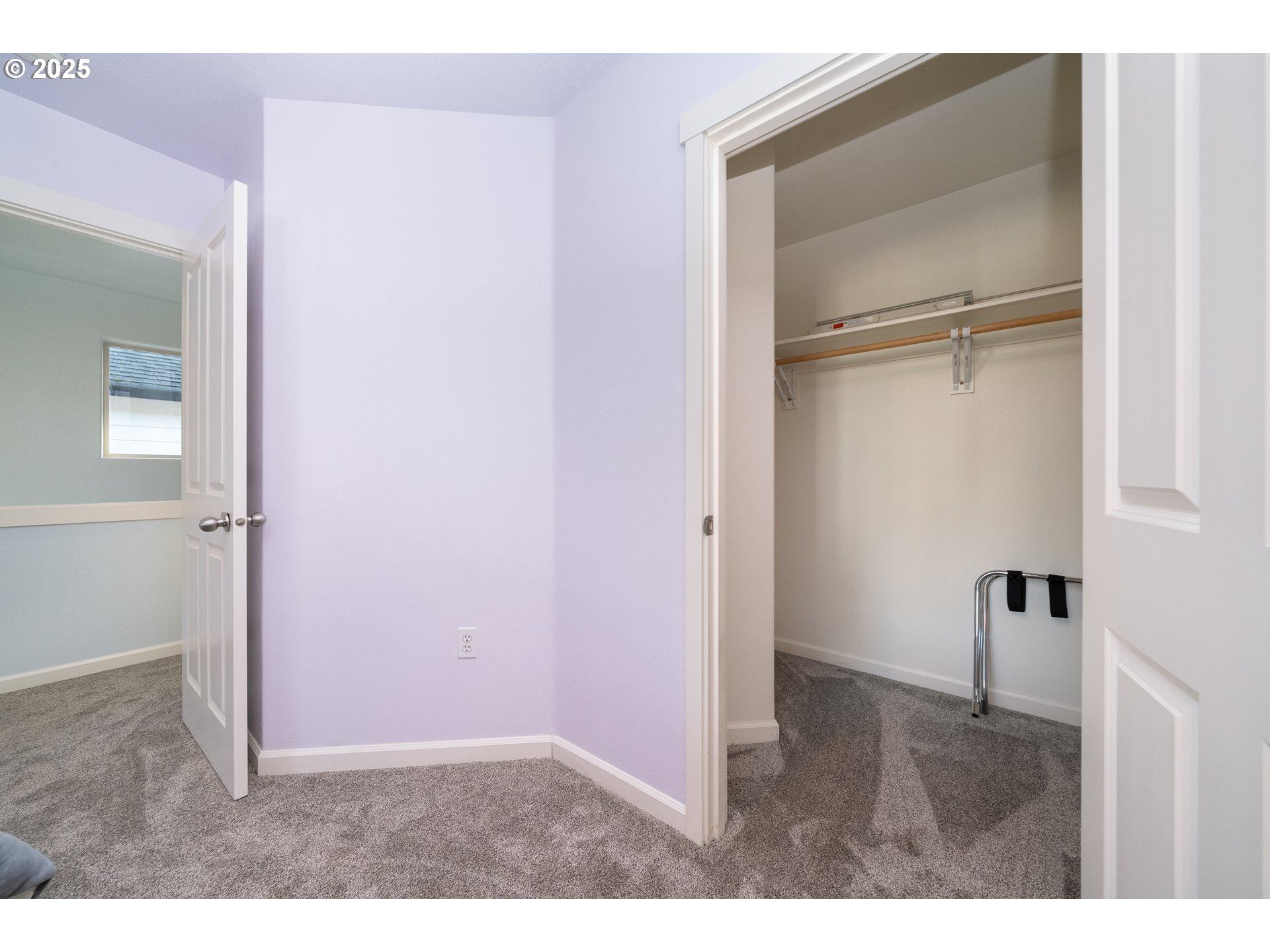 140 Breezee Way Tillamook, OR 97141 - Photo 21 of 46 a view of an empty room