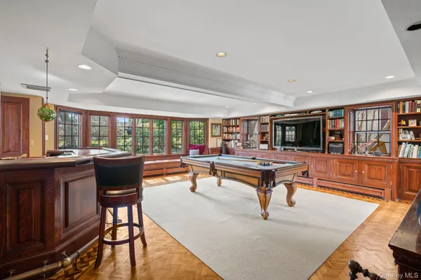 $2,100,000 | 3 Wincoma Drive, Huntington Bay, NY 11743