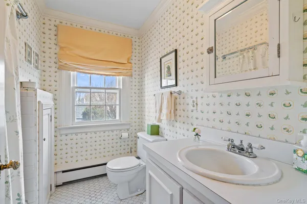 $2,100,000 | 3 Wincoma Drive, Huntington Bay, NY 11743
