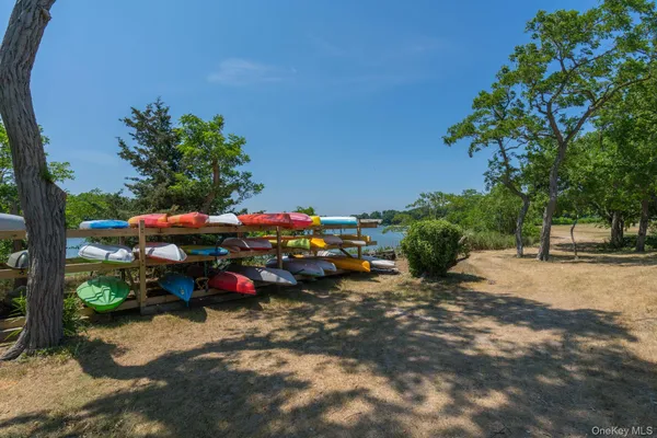 $2,100,000 | 3 Wincoma Drive, Huntington Bay, NY 11743
