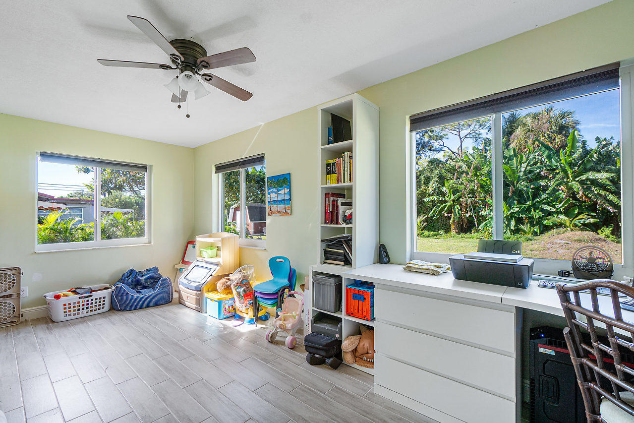 3479 Wry Road Lake Worth, FL 33467 - Photo 18 of 22 019-3479WryRd-LakeWorth-FL-small