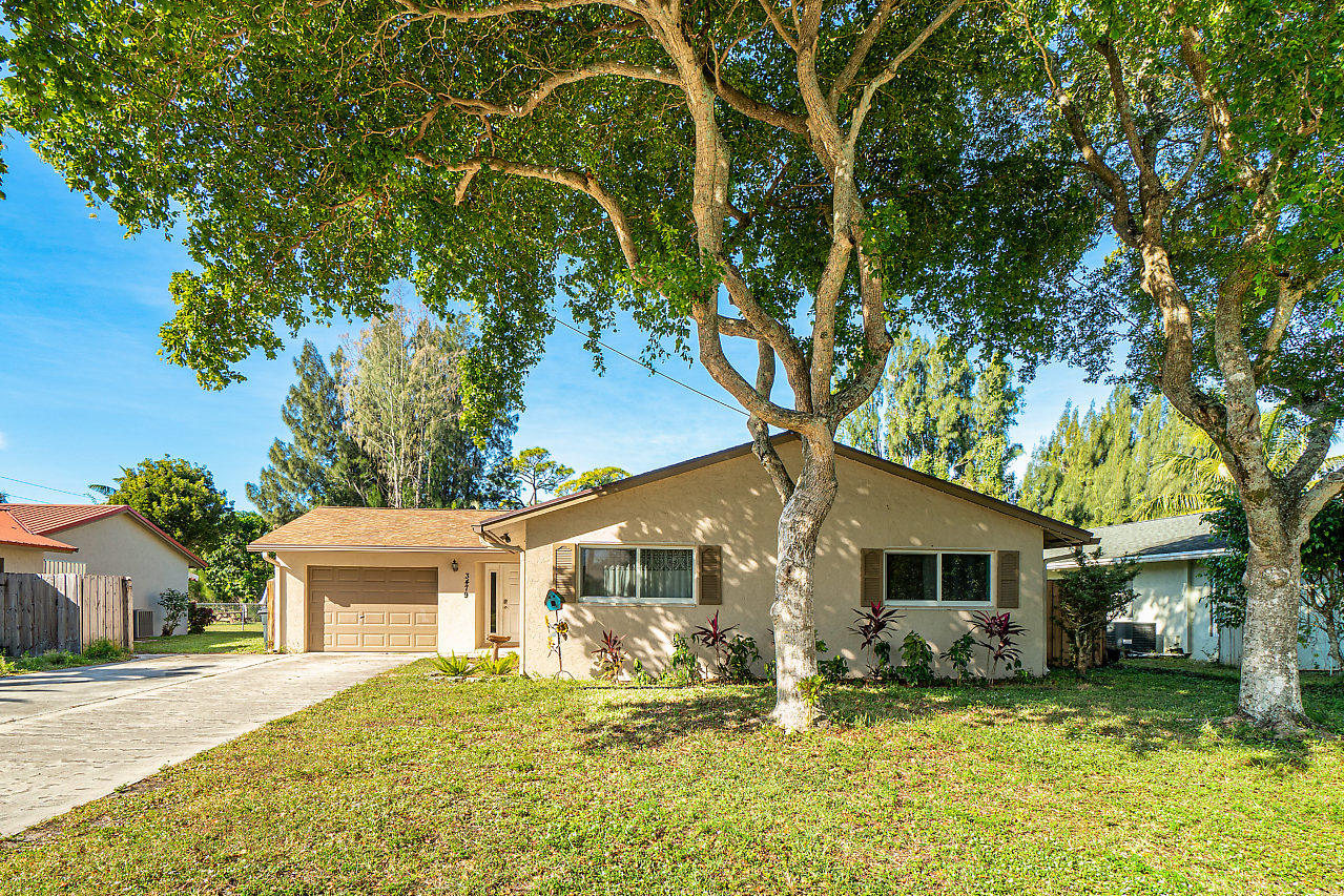 3479 Wry Road Lake Worth, FL 33467 - Photo 2 of 22 002-3479WryRd-LakeWorth-FL-small