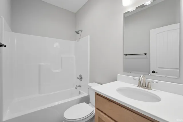 $414,900 | 14146 Hughies Cove, Fort Wayne, IN 46845