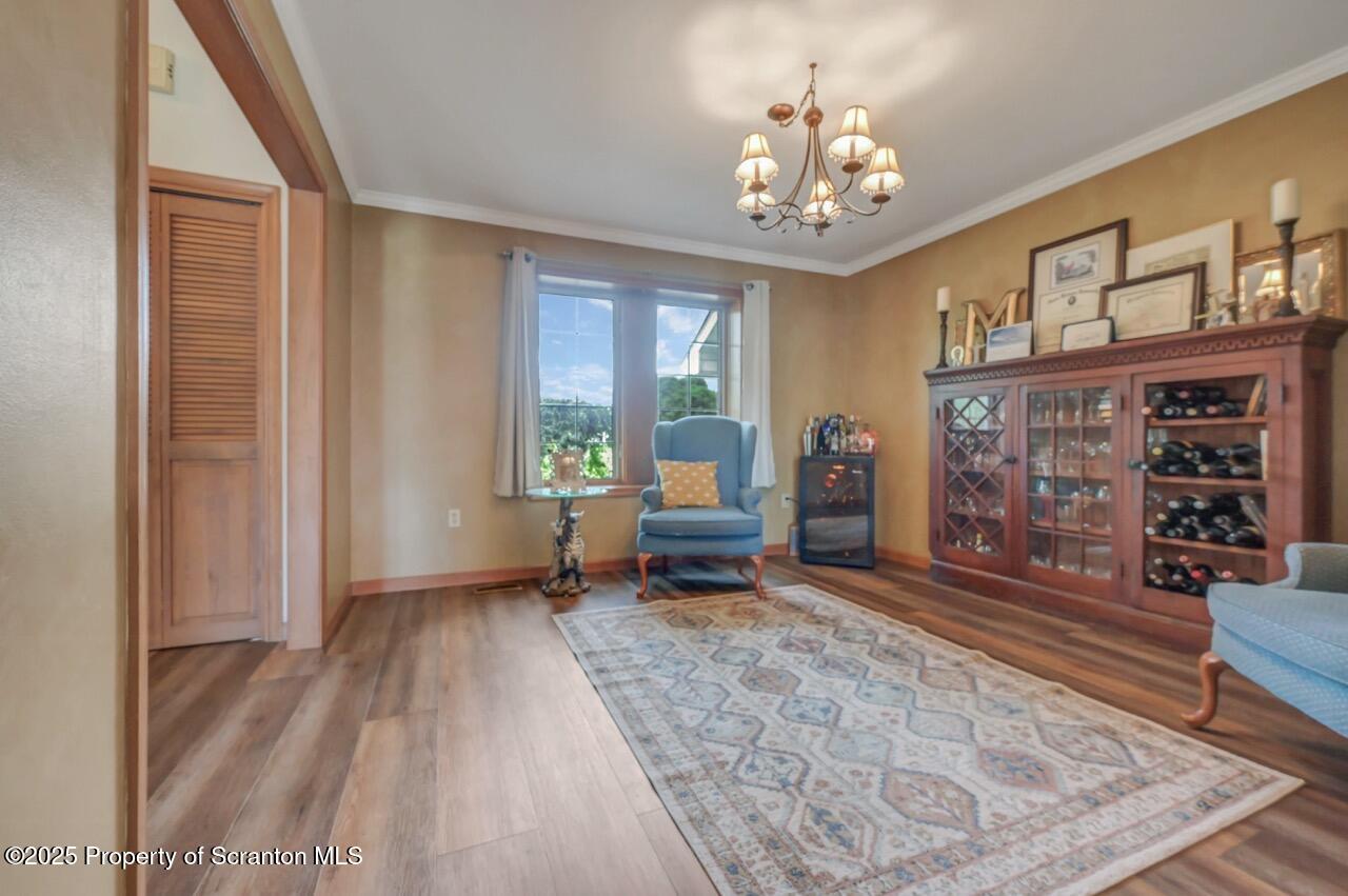 919 Appletree Road, Unit L38 Moscow, PA 18444 - Photo 6 of 45 Dining Room