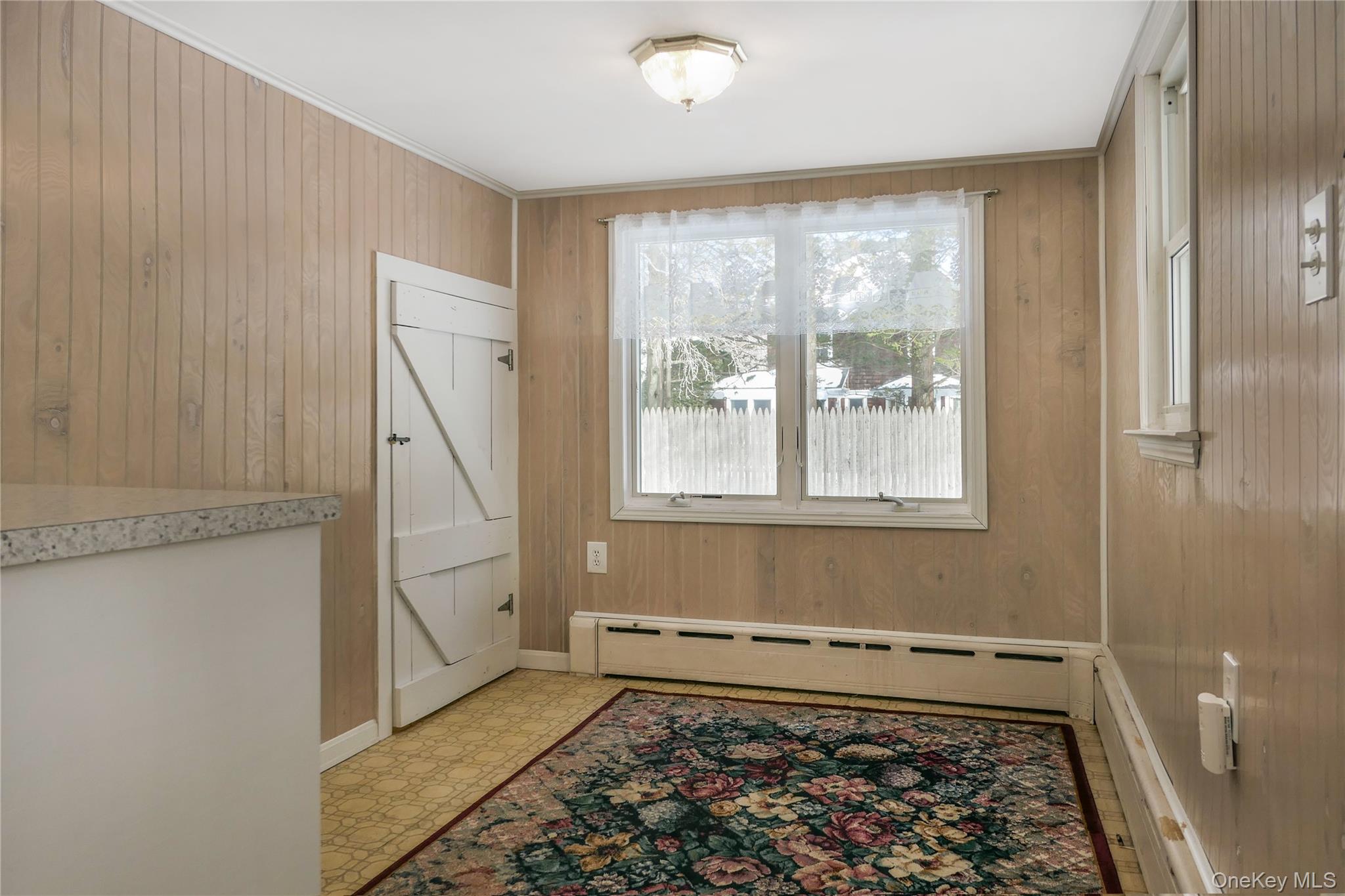 360 South Country Road Brookhaven, NY 11719 - Photo 20 of 41