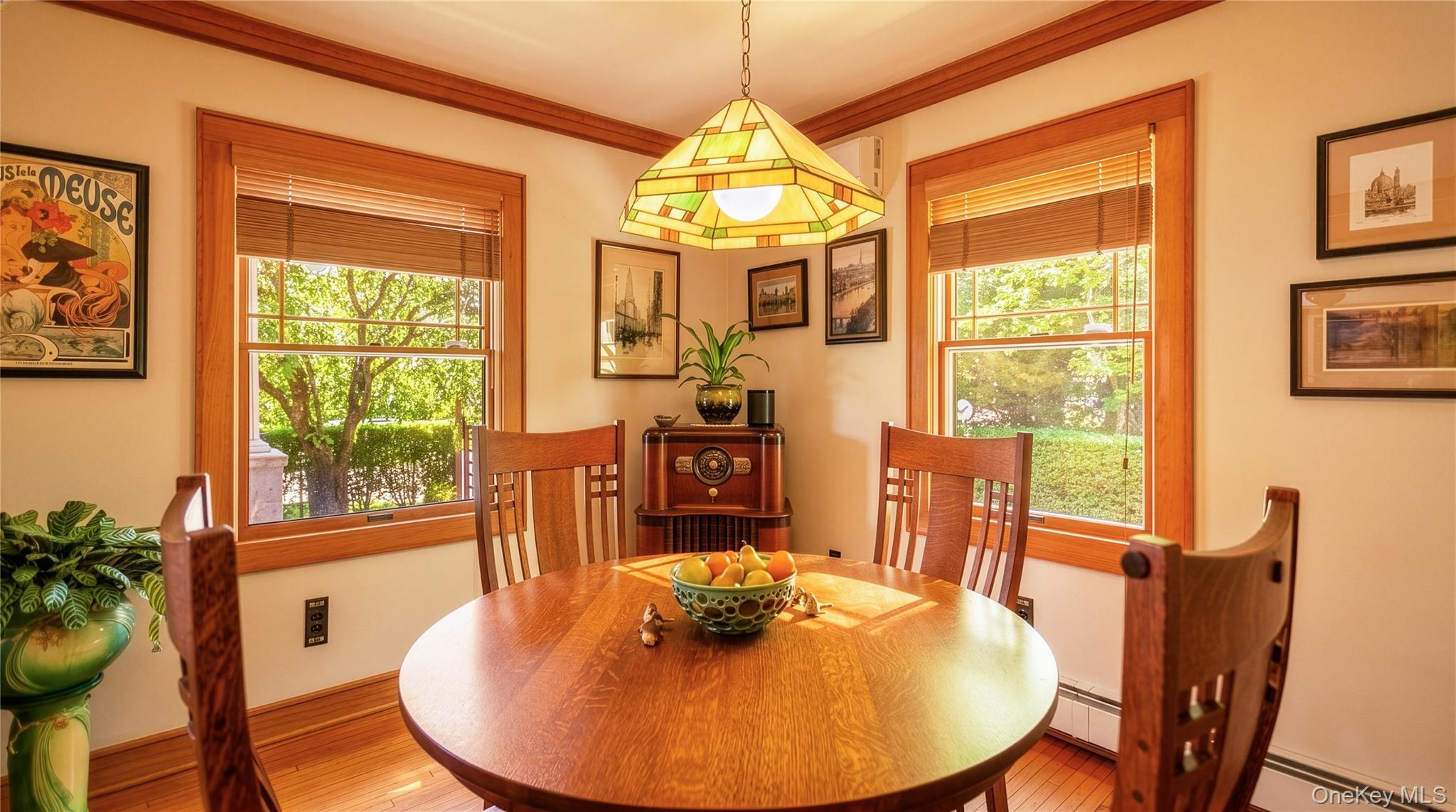 330 South Country Road Brookhaven, NY 11719 - Photo 10 of 40