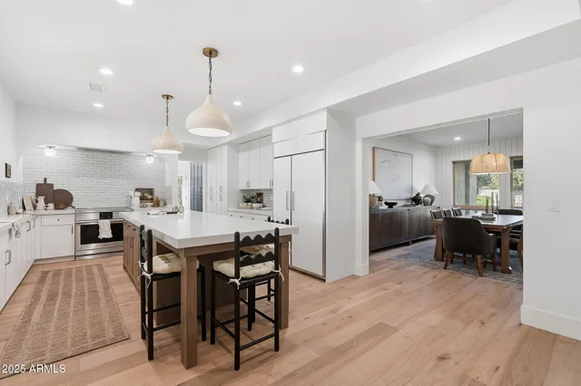 $2,699,500 | 2173 East La Vieve Lane, Tempe, AZ 85284