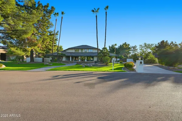 $2,499,900 | 2173 East La Vieve Lane, Tempe, AZ 85284