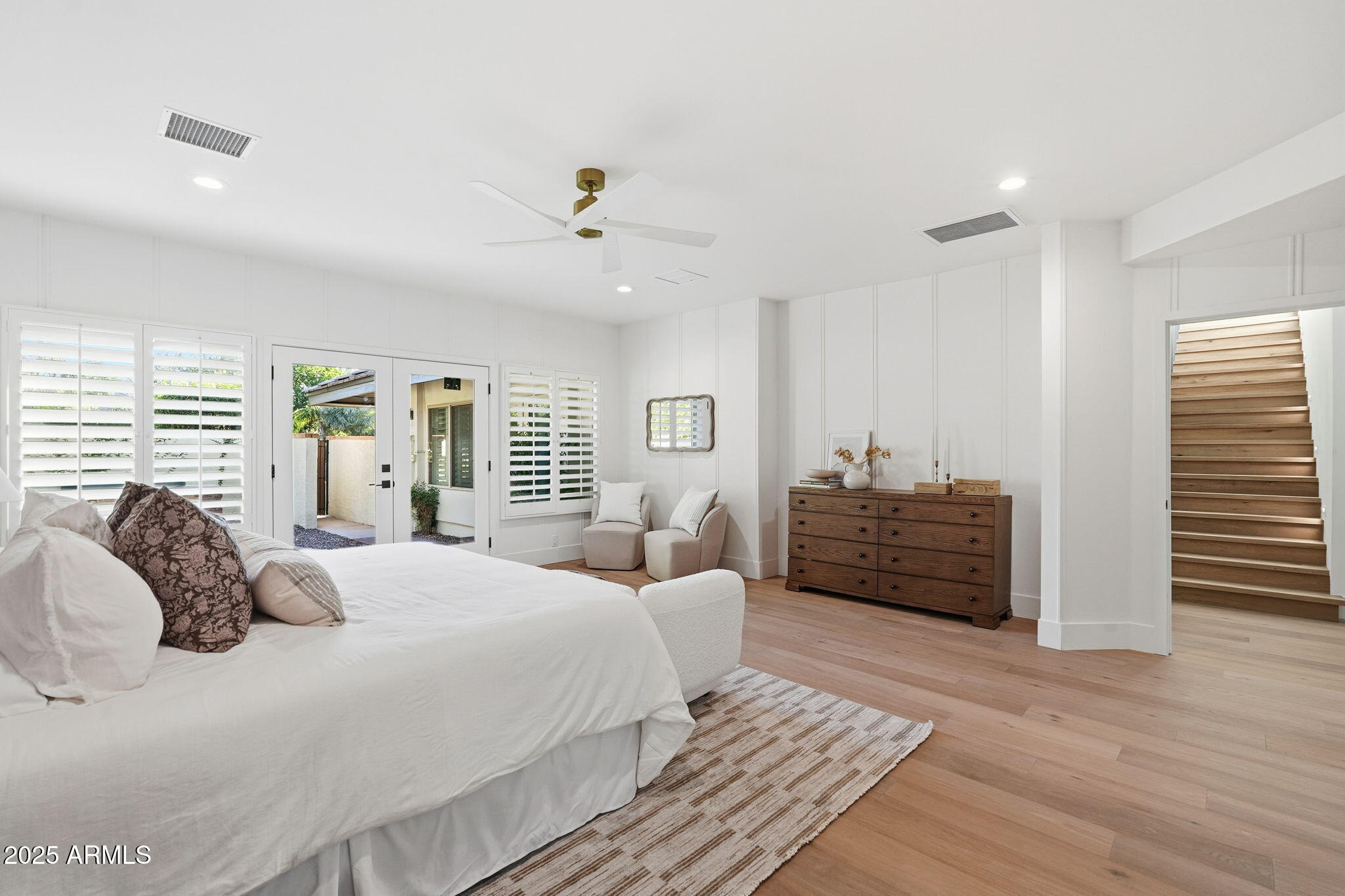 2173 East La Vieve Lane Tempe, AZ 85284 - Photo 35 of 98 Primary Suite