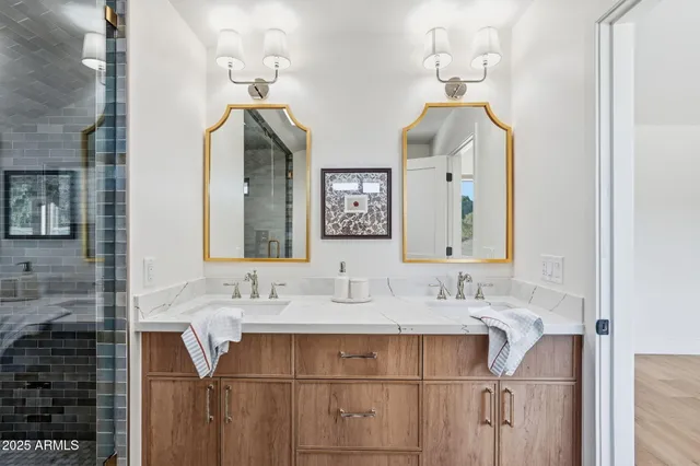 $2,699,500 | 2173 East La Vieve Lane, Tempe, AZ 85284