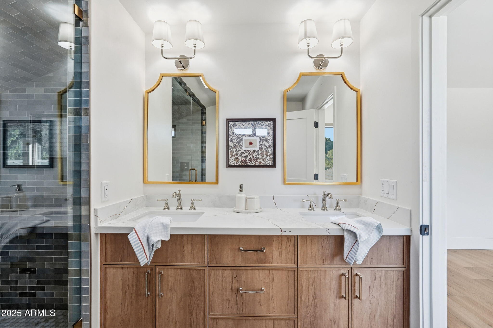 2173 East La Vieve Lane Tempe, AZ 85284 - Photo 56 of 98 Upstairs - Bathroom