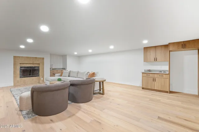 $2,699,500 | 2173 East La Vieve Lane, Tempe, AZ 85284