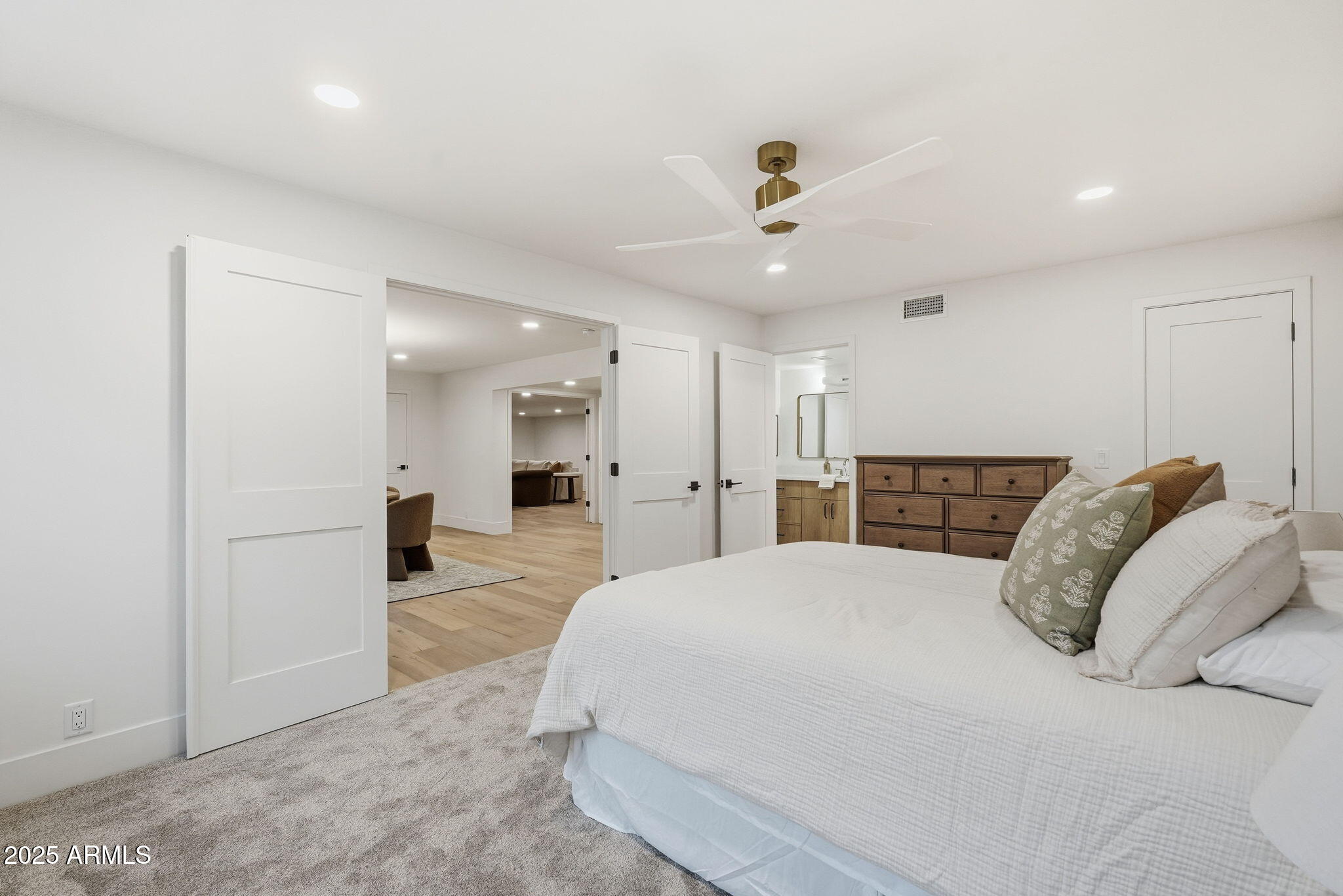 2173 East La Vieve Lane Tempe, AZ 85284 - Photo 79 of 98 Basement - Bedroom 5
