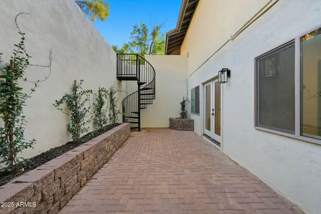 $2,699,500 | 2173 East La Vieve Lane, Tempe, AZ 85284