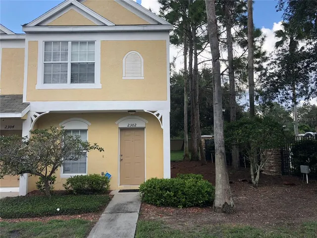 $1,725 | 2302 Lake Woodberry Circle, Brandon, FL 33510