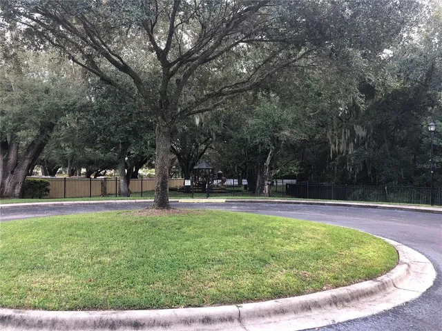 $1,725 | 2302 Lake Woodberry Circle, Brandon, FL 33510