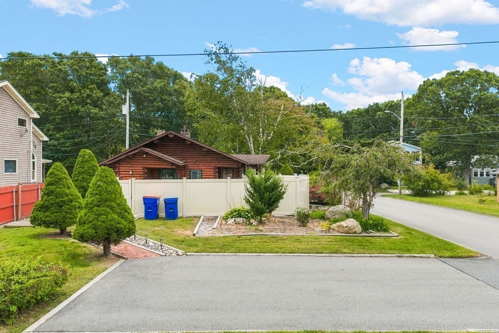 24 Fisherman Road Fairhaven, MA 02719 - Photo 12 of 29 Gallery Image 12