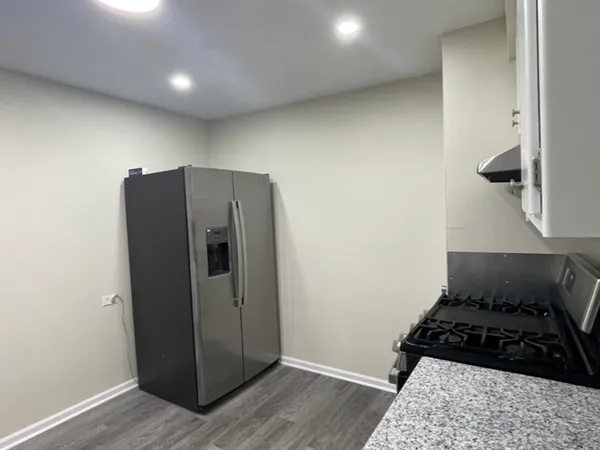 $157,900 | 212 Collen Drive, Unit 209, Lombard, IL 60148