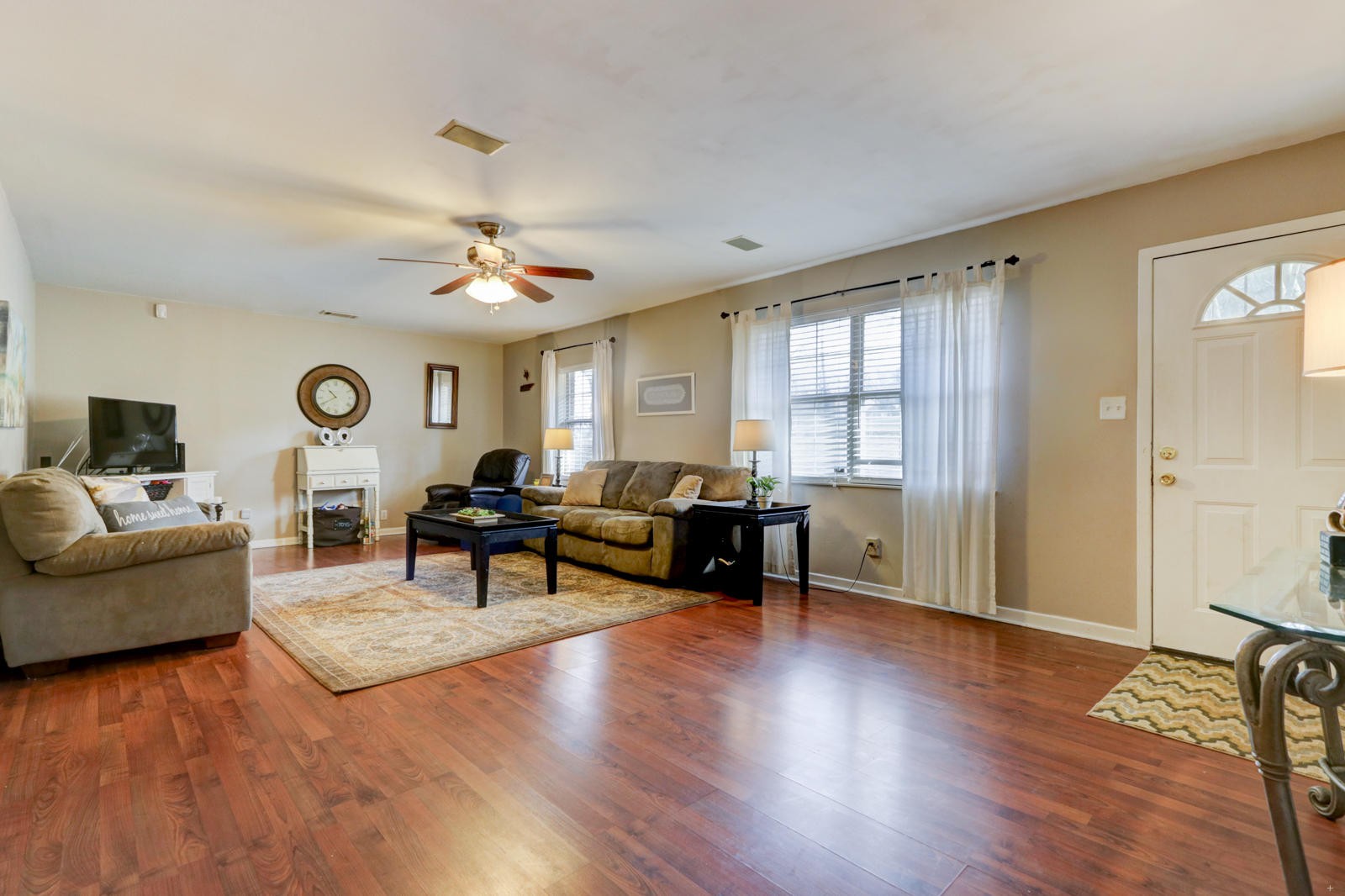 435 Clifton Road Northwest Knoxville, TN 37921 - Photo 3 of 20 Gallery Image 3