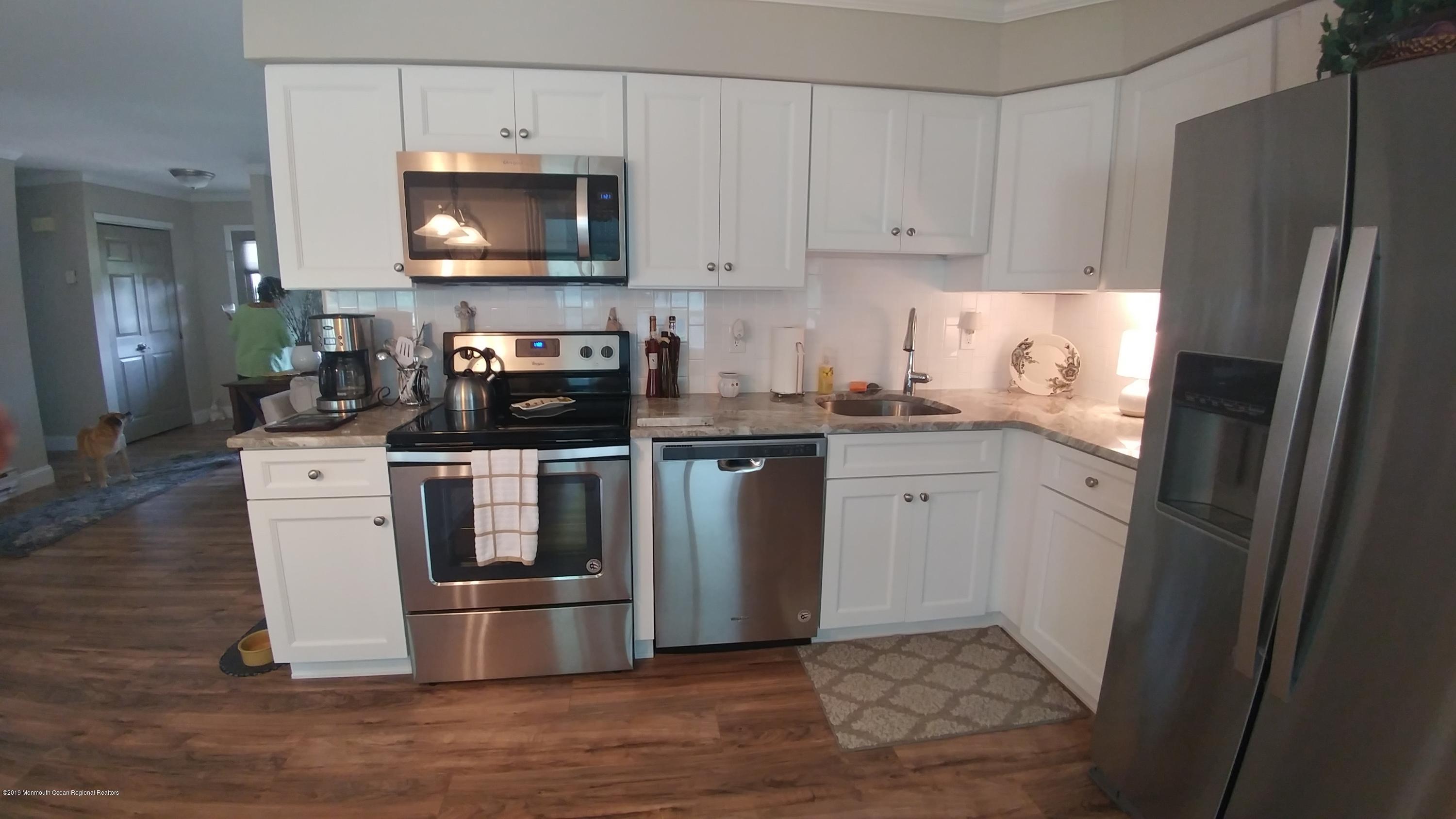 2 Berkshire Road, Unit 64 Whiting, NJ 08759 - Photo 11 of 26 0807191122b