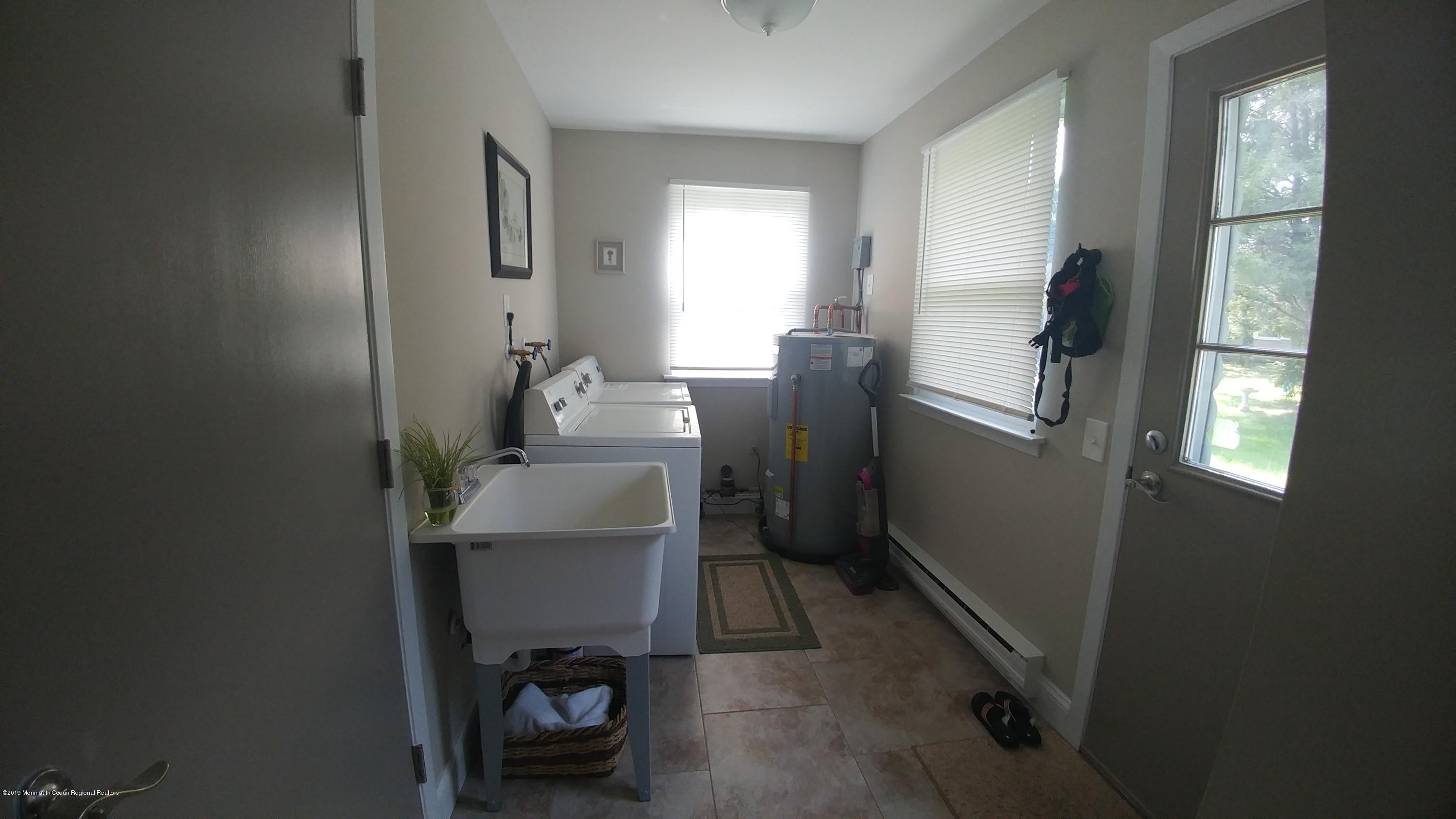 2 Berkshire Road, Unit 64 Whiting, NJ 08759 - Photo 12 of 26 0807191123a
