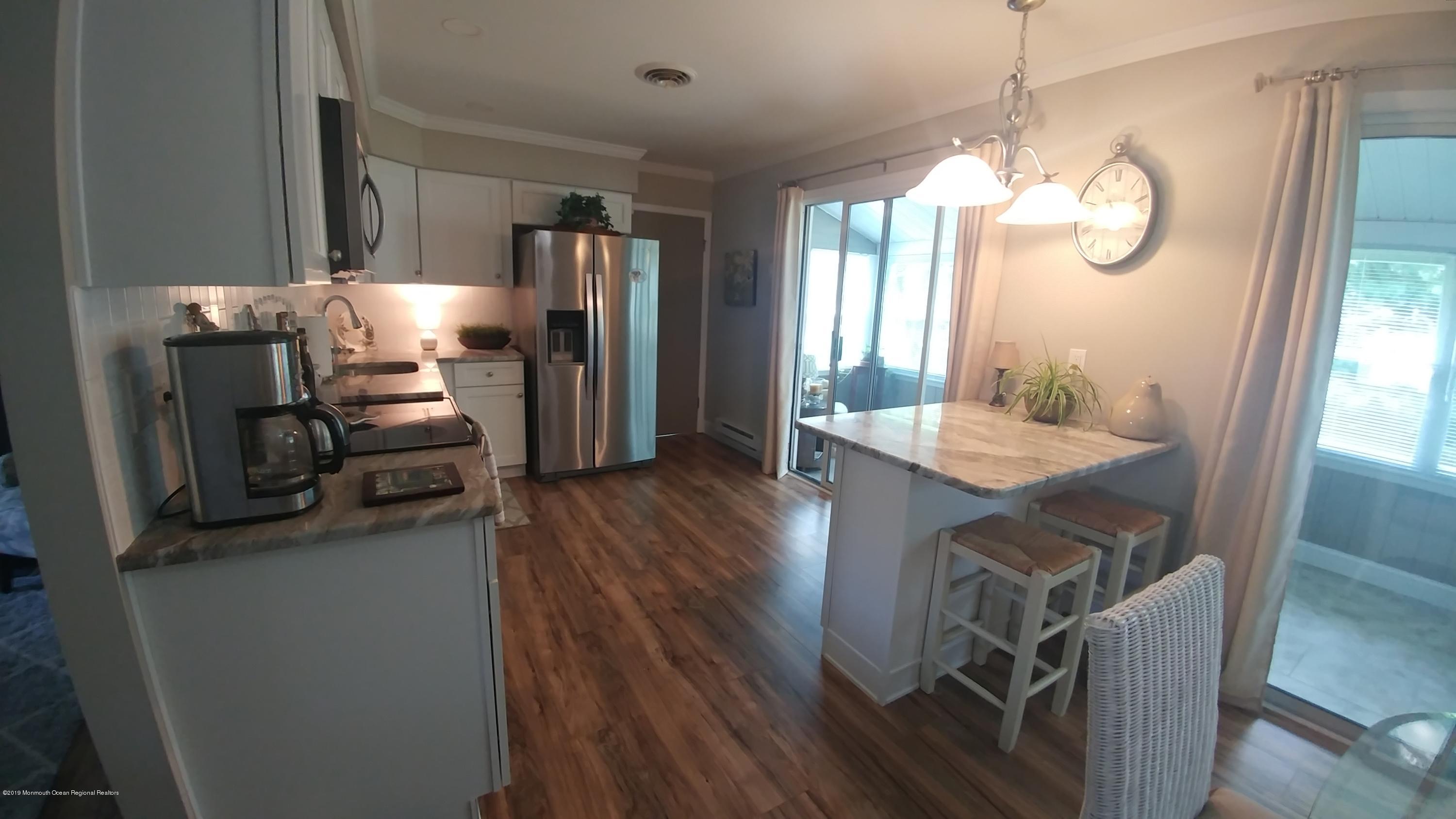 2 Berkshire Road, Unit 64 Whiting, NJ 08759 - Photo 9 of 26 0807191122