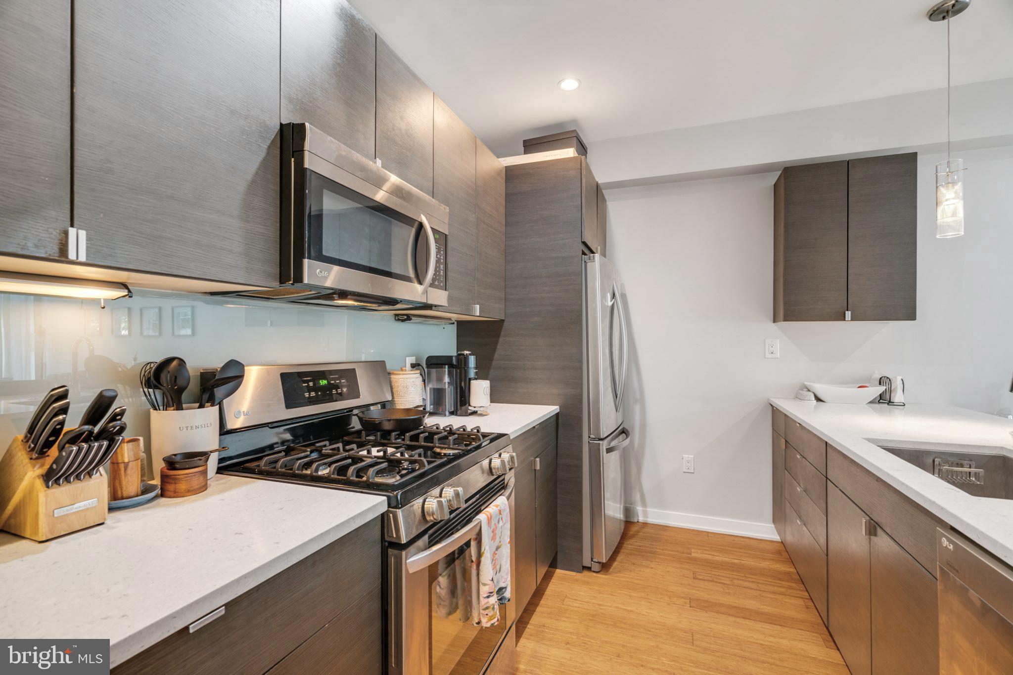 1637 Carpenter Street Philadelphia, PA 19146 - Photo 5 of 44 Unit 1: Kitchen
