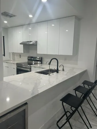 $4,750 | 7472 La Paz Boulevard, Unit 104, Boca Raton, FL 33433