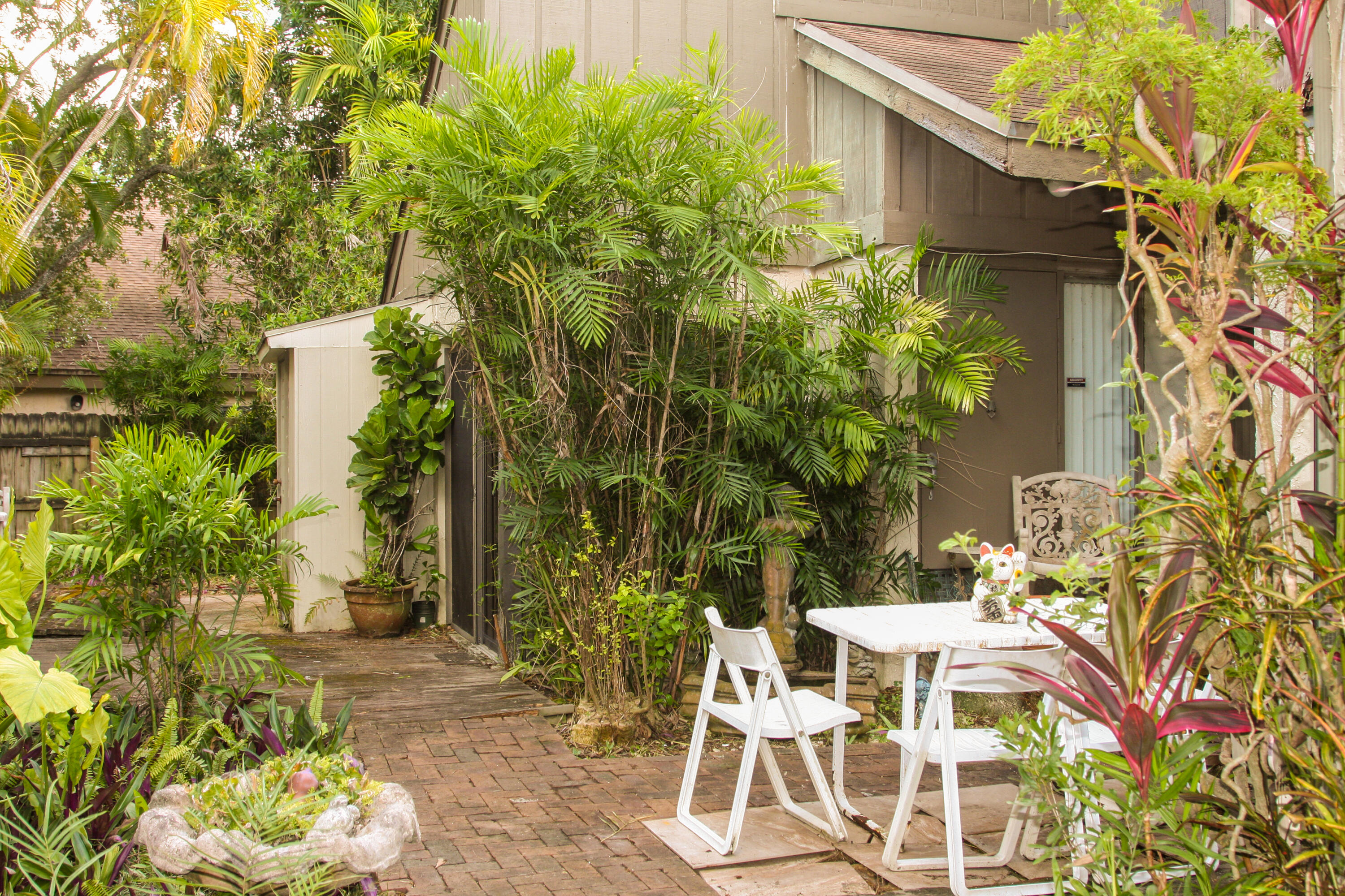 9630 Southwest 74th Street Miami, FL 33173 - Photo 19 of 20 HINKLE NEW PIC BACK YARD