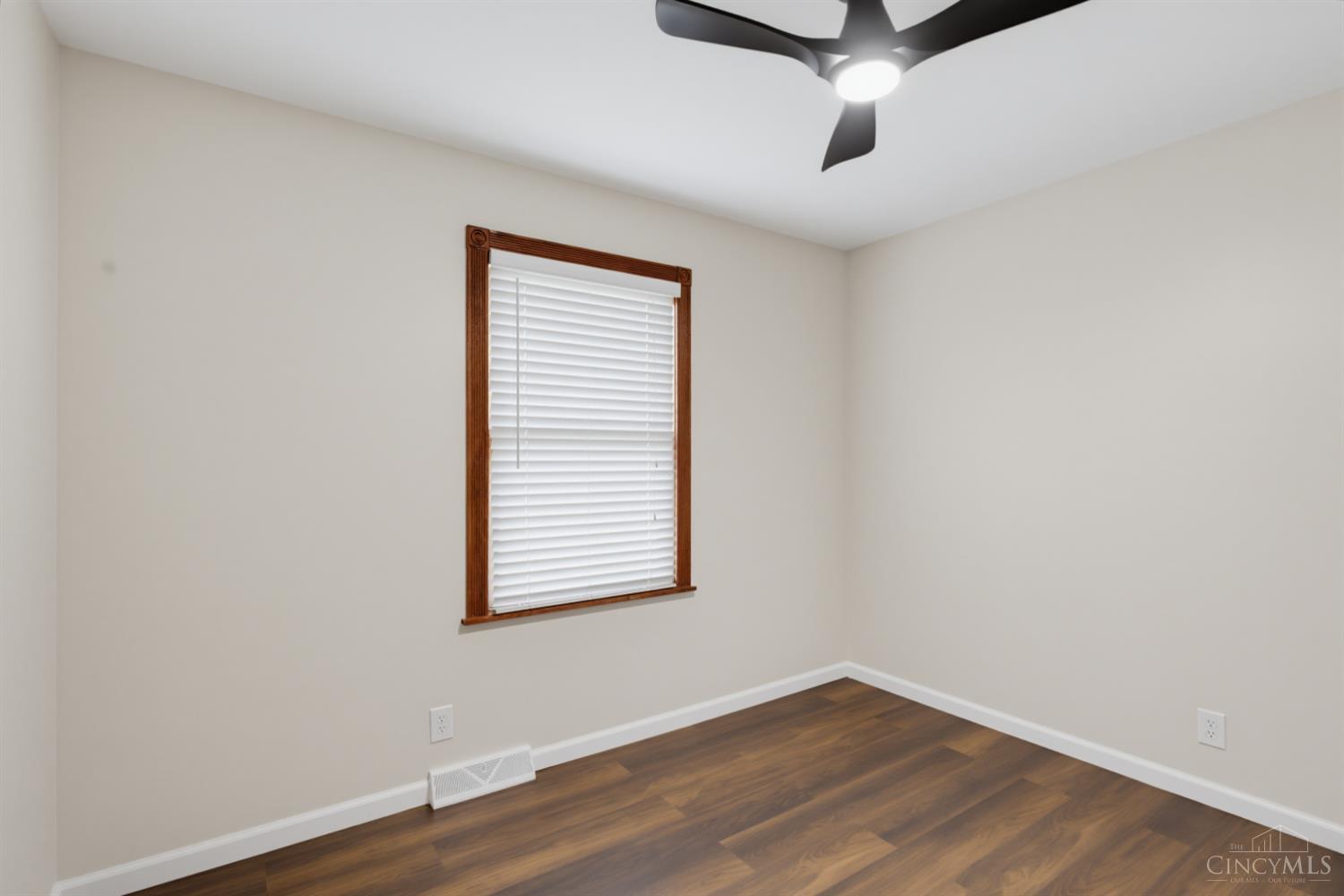 8265 Forest Road Cincinnati, OH 45255 - Photo 38 of 61 Gallery Image 38