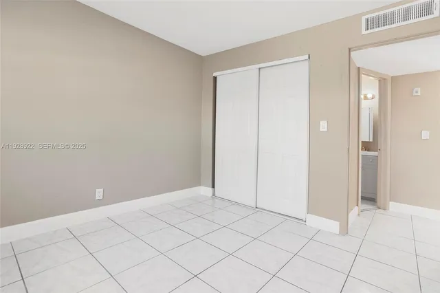 $206,000 | 1333 South Dixie Highway, Unit 222, Deerfield Beach, FL 33441