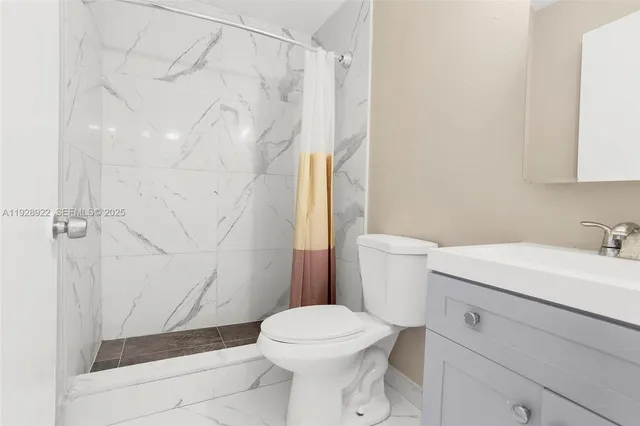 $206,000 | 1333 South Dixie Highway, Unit 222, Deerfield Beach, FL 33441