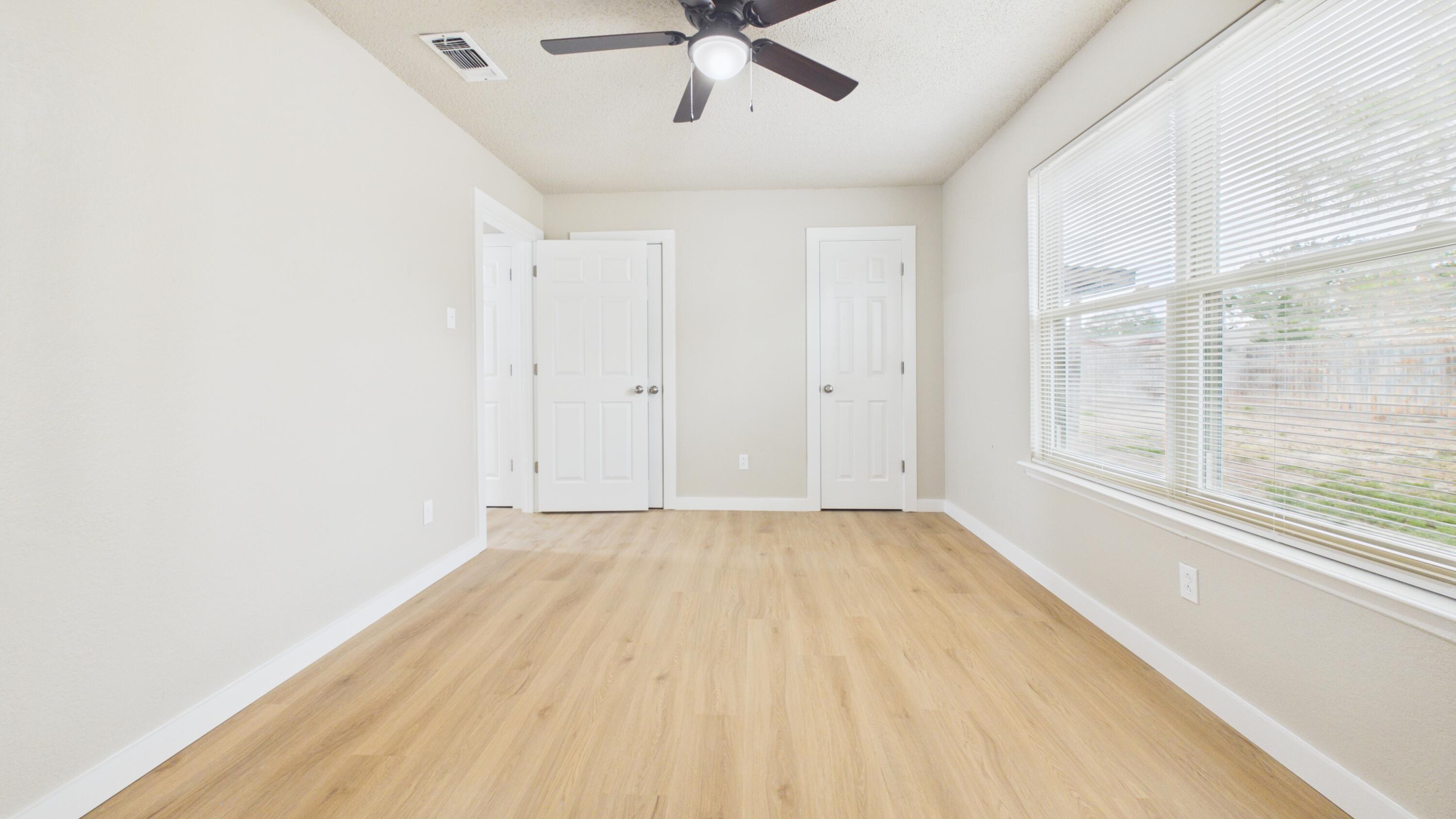6142 37th Street Lubbock, TX 79407 - Photo 13 of 18 CAM06379G6-PR0035-STILL032