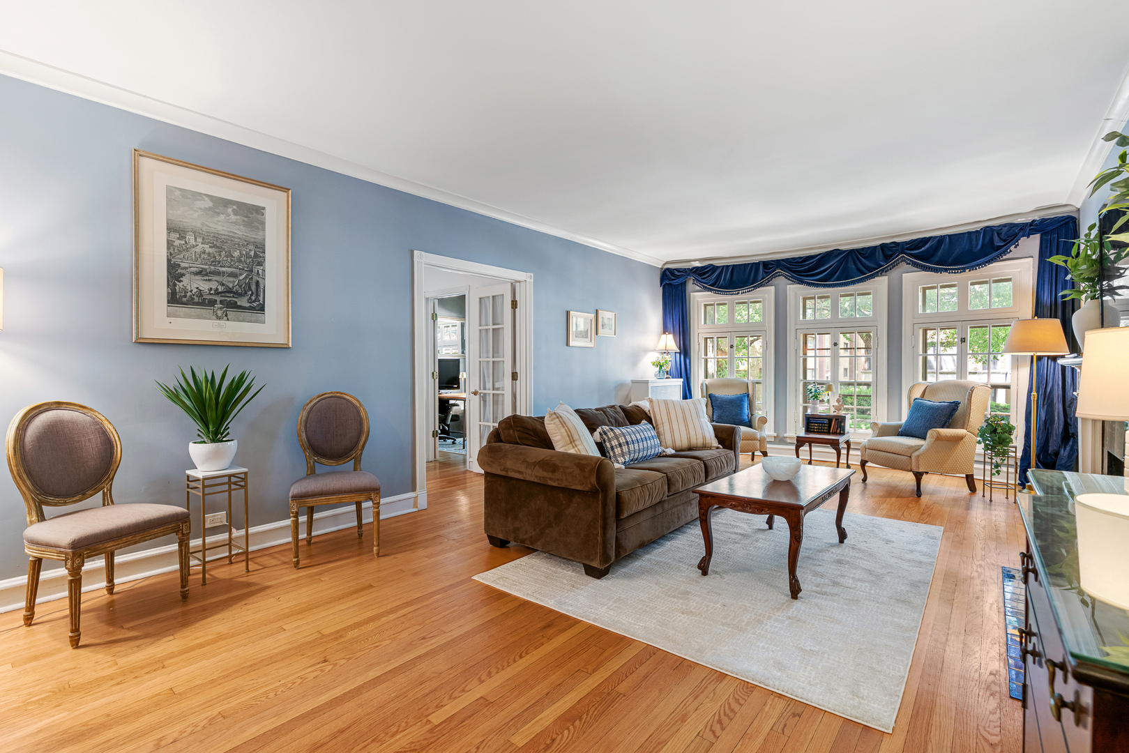 496 Sheridan Road, Unit 1 Evanston, IL 60202 - Photo 8 of 29